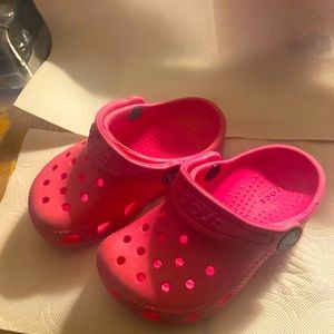 CROCS size 6c little girls shoes EUC!